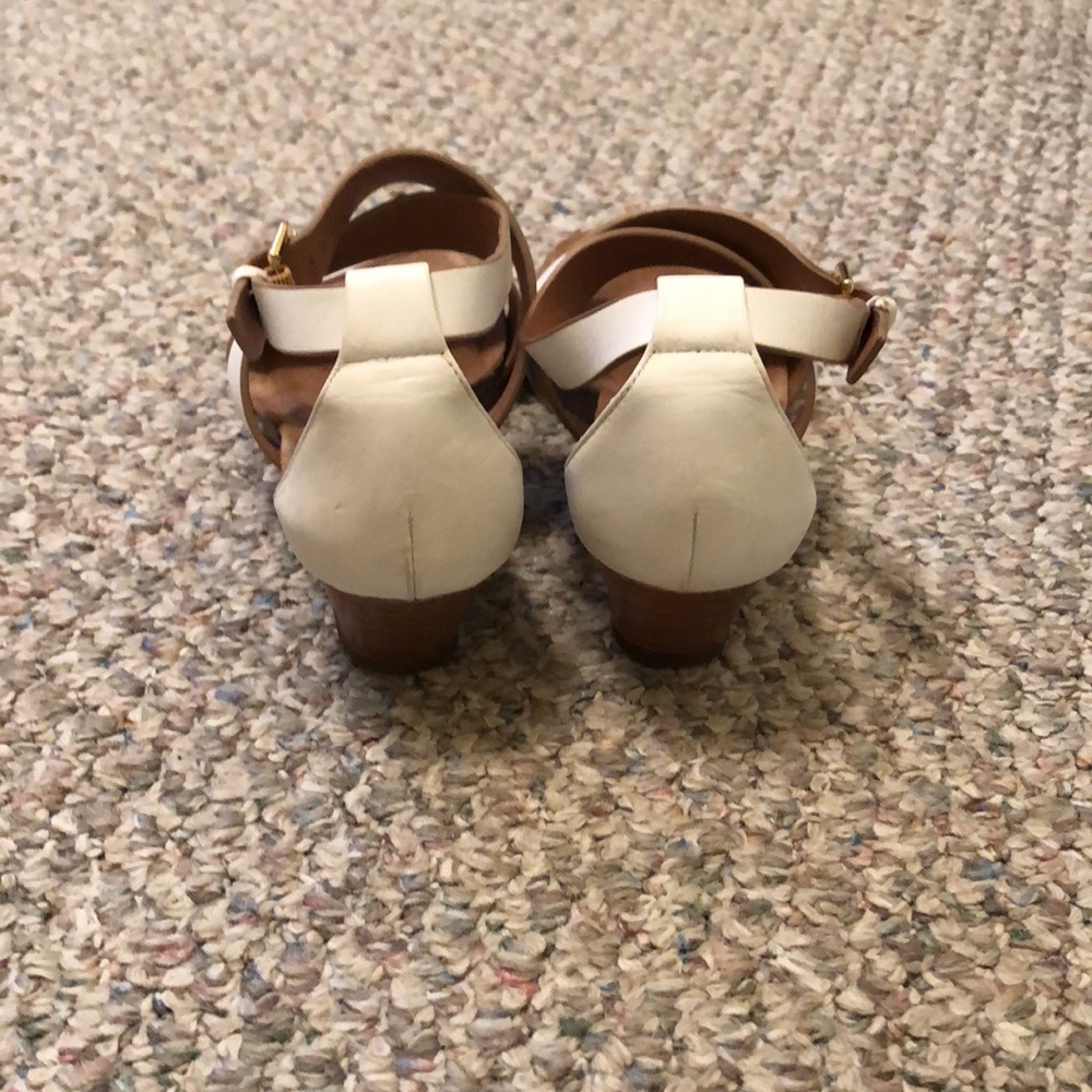 White wedge sandals - Picture 2 of 4